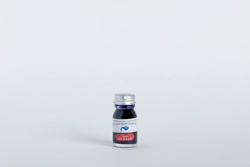 Jacques Herbin - Ref 11518T - Writing Ink for Fountain Pens & Rollerball Pens - Bleu des Profondeurs/Deep Blue - 10ml Bottle - No Packaging, Zero Waste Objective - Blue-Coloured Ink - Image 3